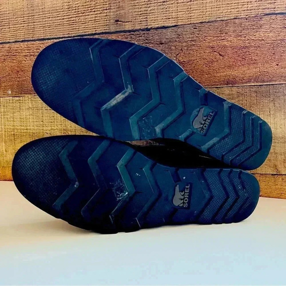 Sorel Major Lace Up Mesh Patent Leather Boots - Picture 7 of 8